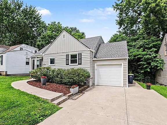 3rd image of 8316 Belleview Ave