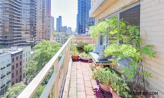 Sold by (Legacy) Elegran | media 8