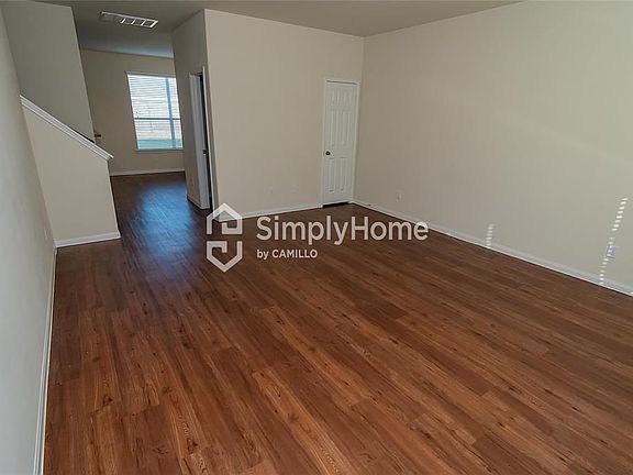 4th image of 7 Leisure Shore Ct