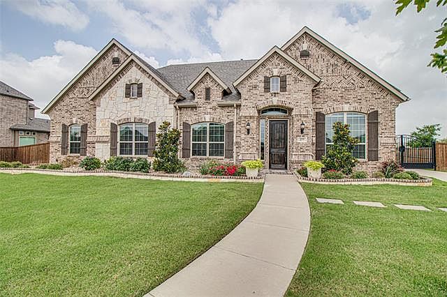 1st image of 277 Shallow Brook Dr