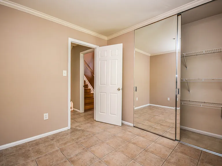 5918 Edson Ln — Photo 33