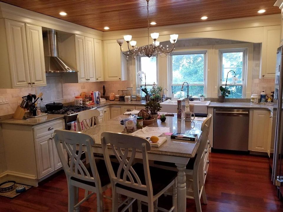 2nd image of 39 Crosby Rd