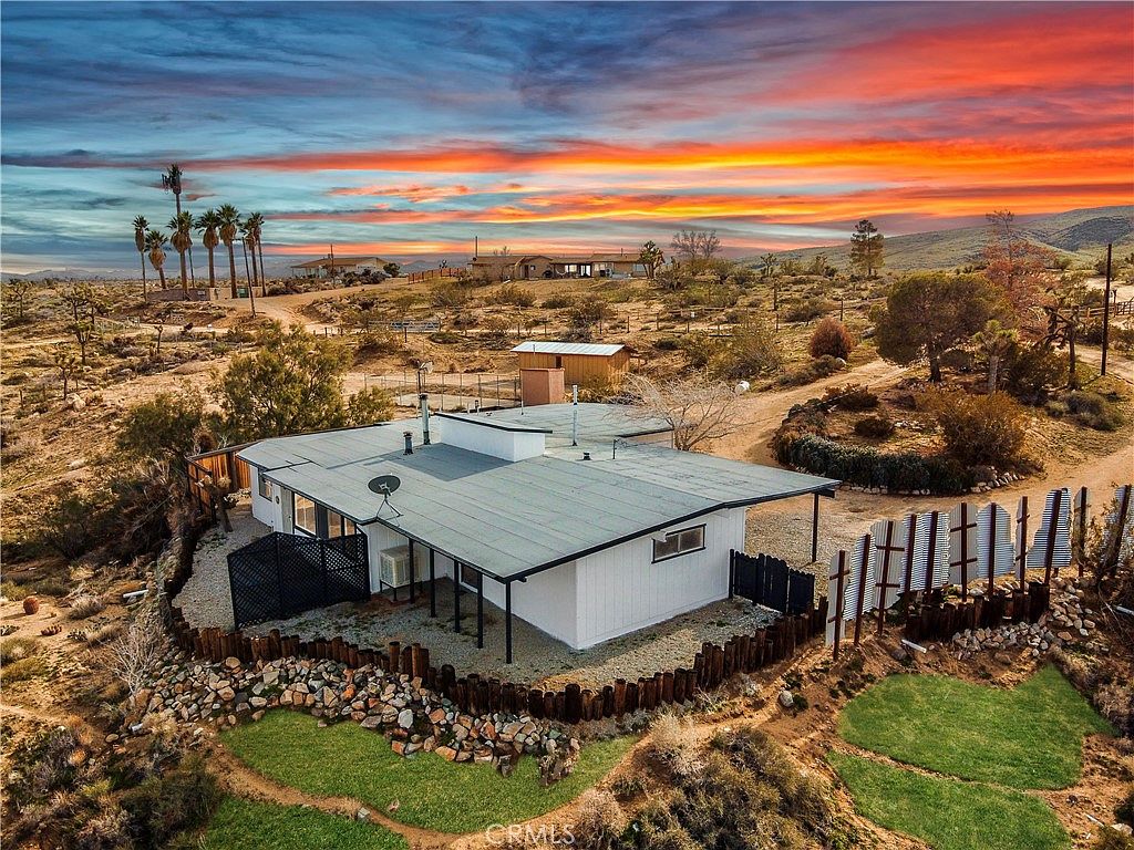 56276 Breezy Ln, Yucca Valley, CA 92284 | Zillow