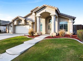 11900 Damask St, Bakersfield, CA 93312