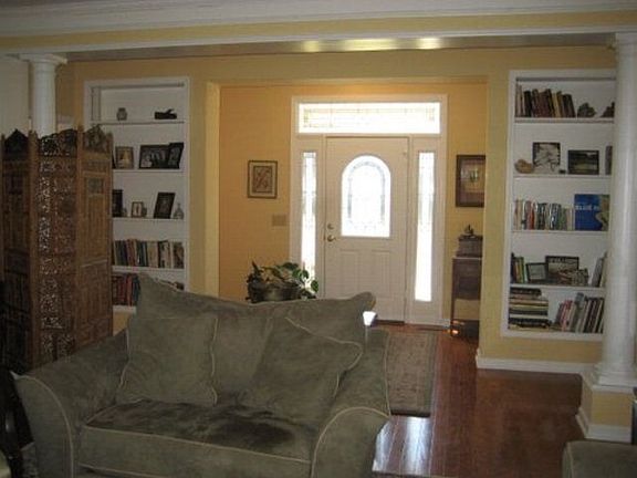 5th image of 315 Brookside Dr
