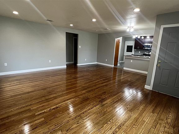 4th image of 5449 Franz Rd