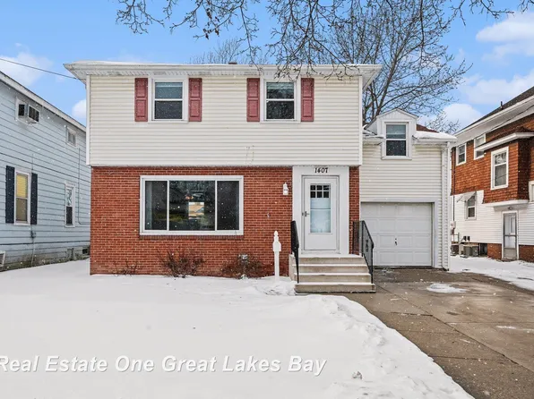1407 Bay St, Saginaw, MI 48602