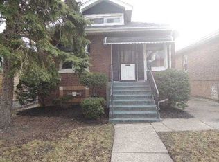 1833 S 13th Ave, Maywood, IL 60153