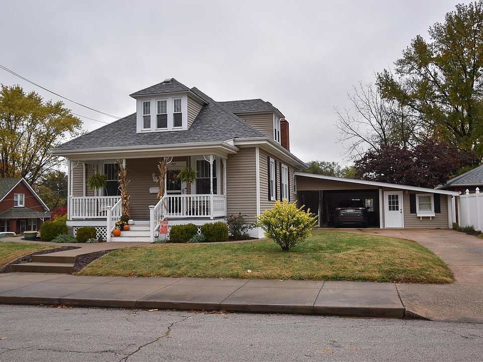 2nd image of 427 W 3rd St