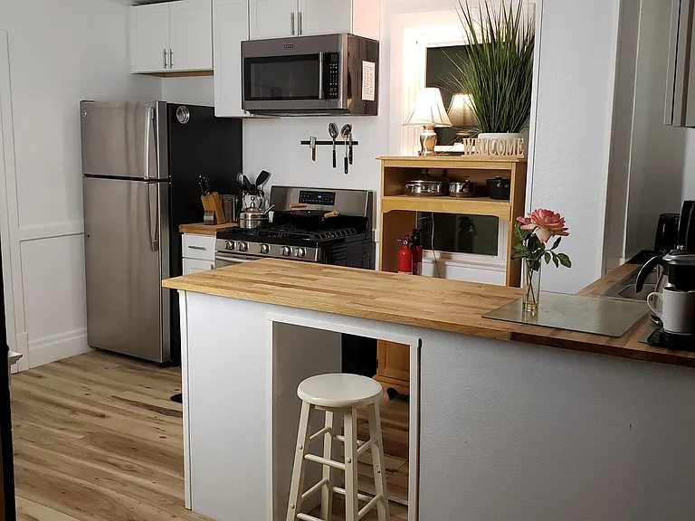 27 Norton St #1 — Photo 8