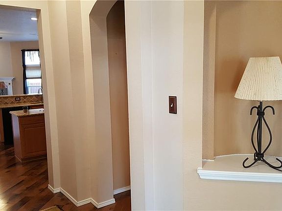 4th image of 11210 Clearstream Ln