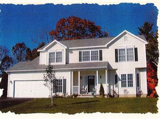 3 Saint Patrick Pl, Ballston Lake, NY 12019