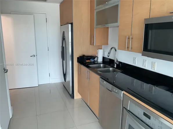 60 SW 13th St, Miami, FL