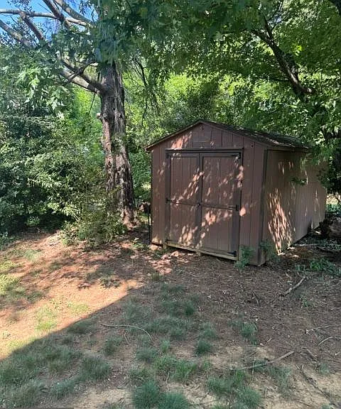 237 Cameron St — Photo 3