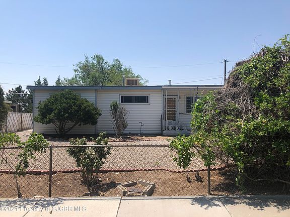 2nd image of 2705 Edgecliff Dr