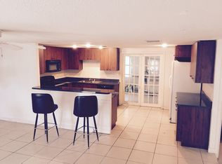 5703 5th St E, Bradenton, FL 34203