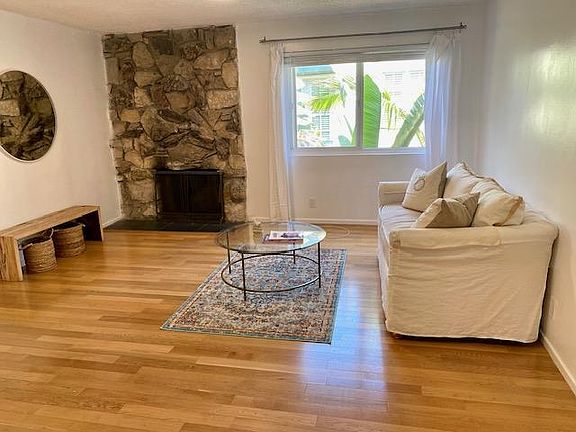 2nd image of 1131 14th St APT 5