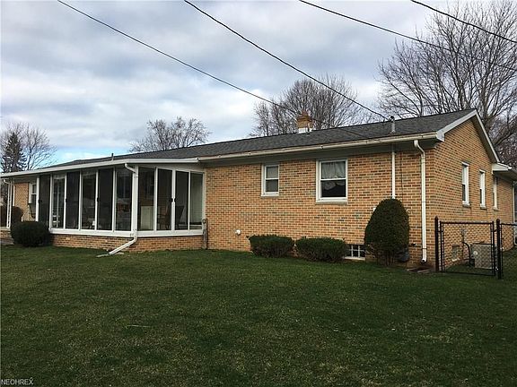 3rd image of 269 Leamur Dr