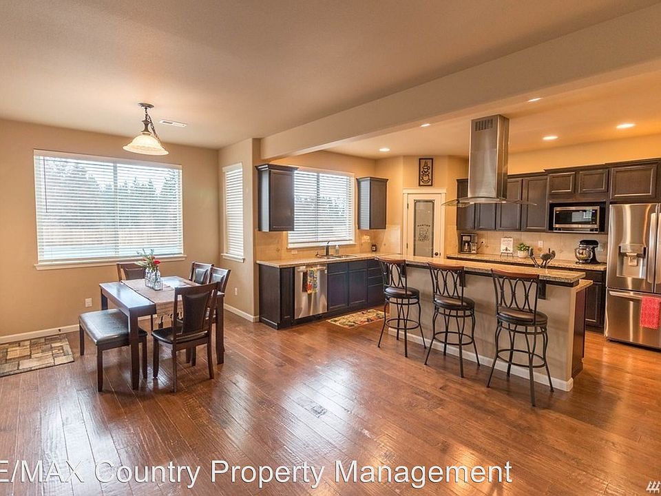 1st image of 15354 Chad Dr SE