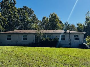 115 Ravenwood Cir, Dickson, TN 37055