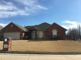 11364 Queensland Ct, Midwest City, OK 73130