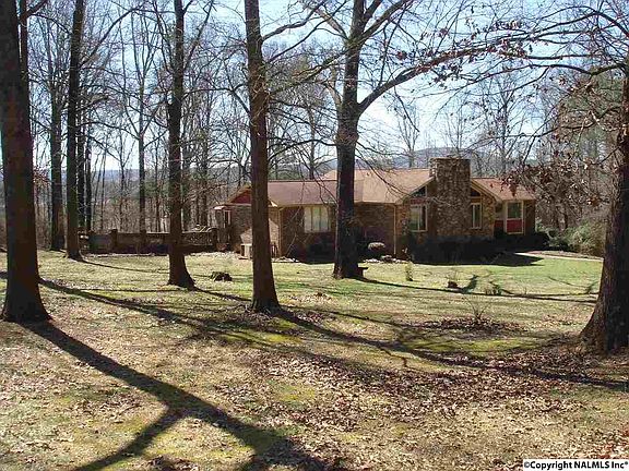4th image of 280 Becky Dr