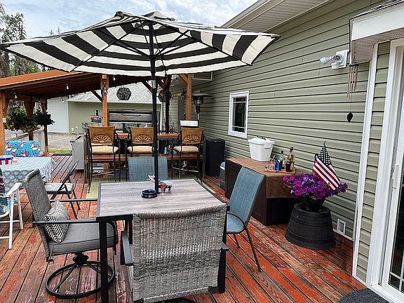 Back deck entertaining area