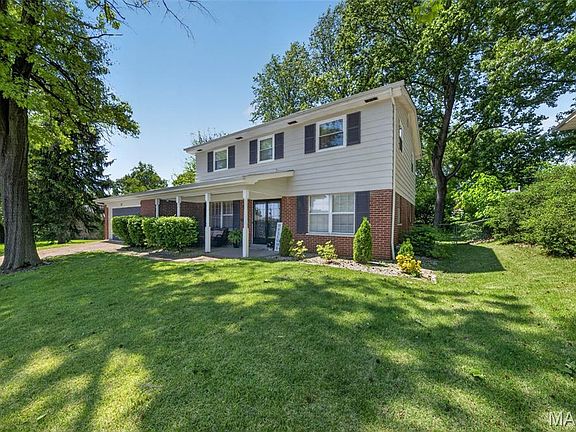 3rd image of 129 Williamsburg Dr