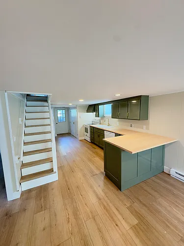 10 1/2 Old Orchard Rd #B Photo 1