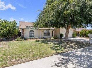 2003 10th St, Sanger, CA 93657