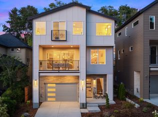 4548 23rd Ave SW, Seattle, WA 98106