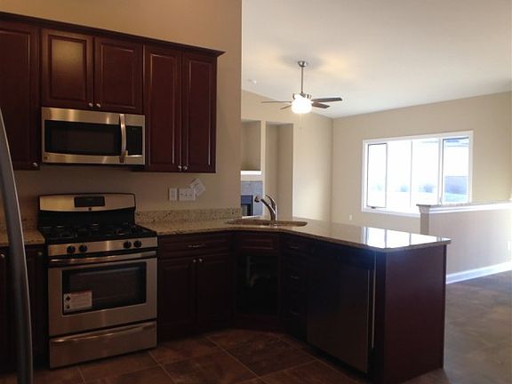 5th image of 6287 Parks Edge Dr