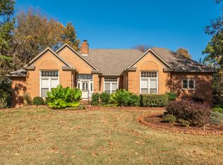 1560 Sherwood Ln, Southaven, MS 38671