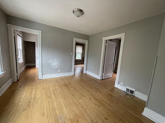 5th image of 2463 N Bartlett Ave #C