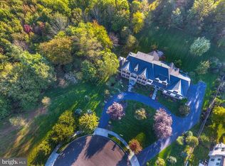 1241 Maplewood Dr, Maple Glen, PA 19002