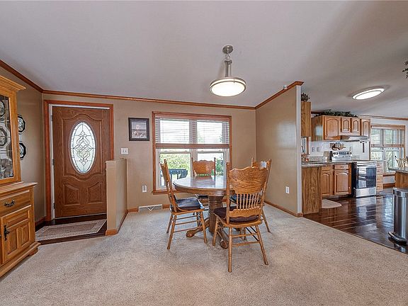 5th image of 1616 Glenn St