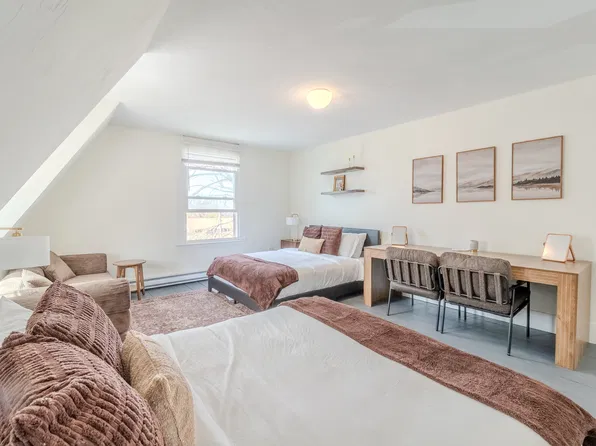 11R Albion St #1, Somerville, MA 02143