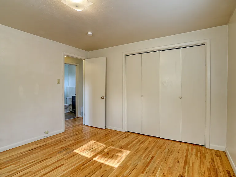 16311 W 14th Ave — Photo 9