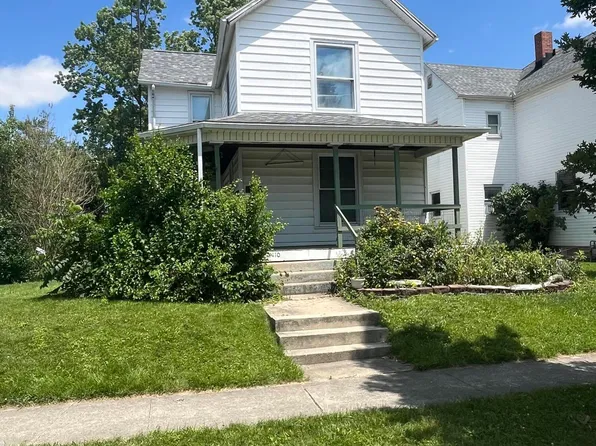 110 E Benton St, Wapakoneta, OH 45895