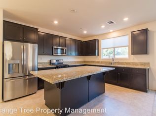 610 W Woodcrest St, Rialto, CA 92376