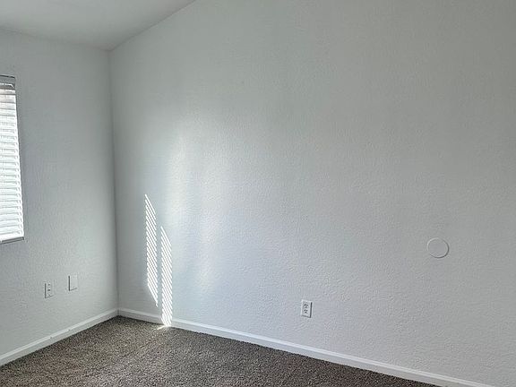 4th image of 13221 N 21st Pl APT 12