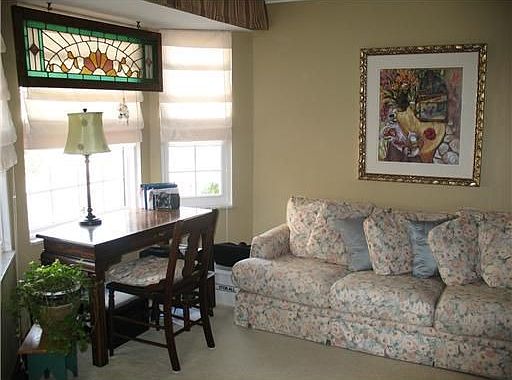 5th image of 7088 Lawrence Dr
