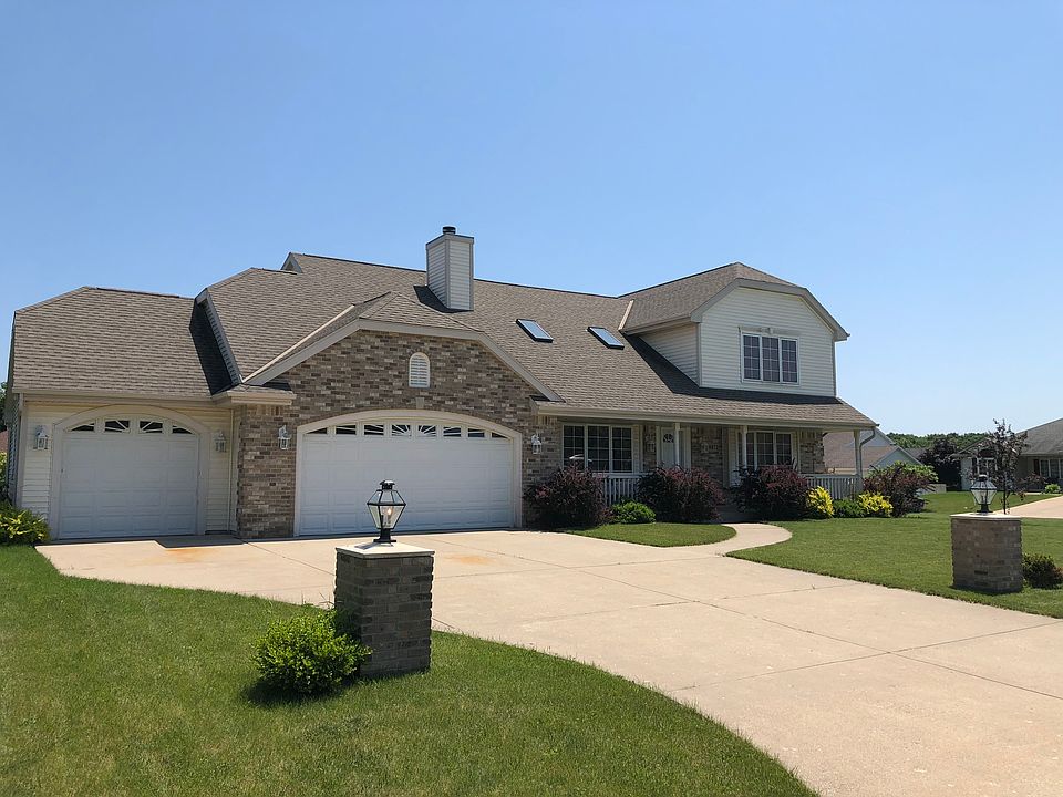 1st image of 8872 S River Ct