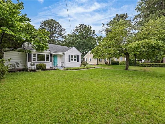 4th image of 1324 Wilroy Rd
