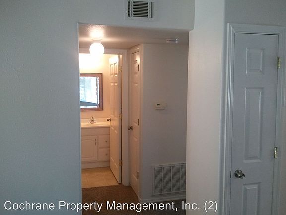 5th image of 523 W Ocean Ave APT B