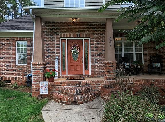 3rd image of 131 Draper Dr #31
