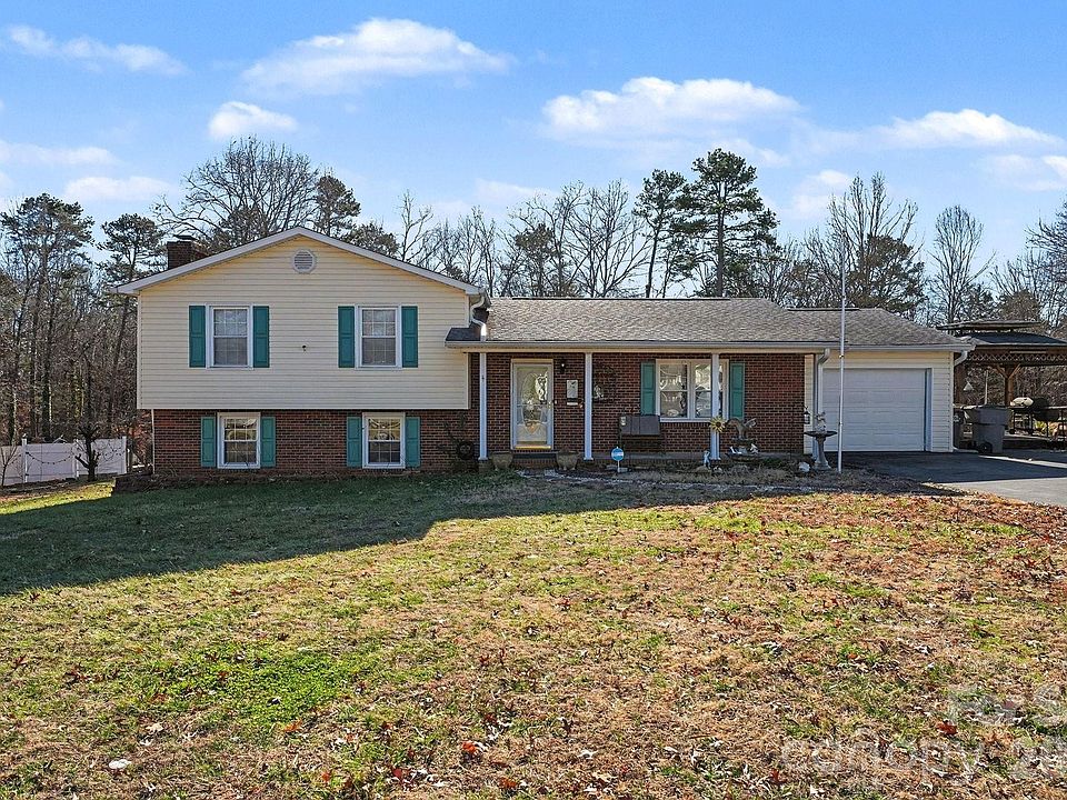 1st image of 4057 Leafmore St