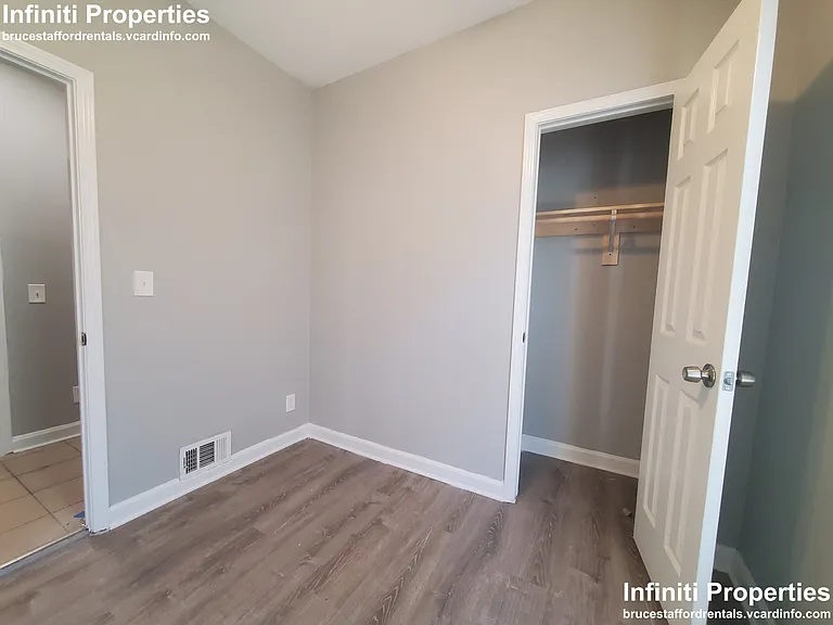 707 E 92nd Pl #2 — Photo 9
