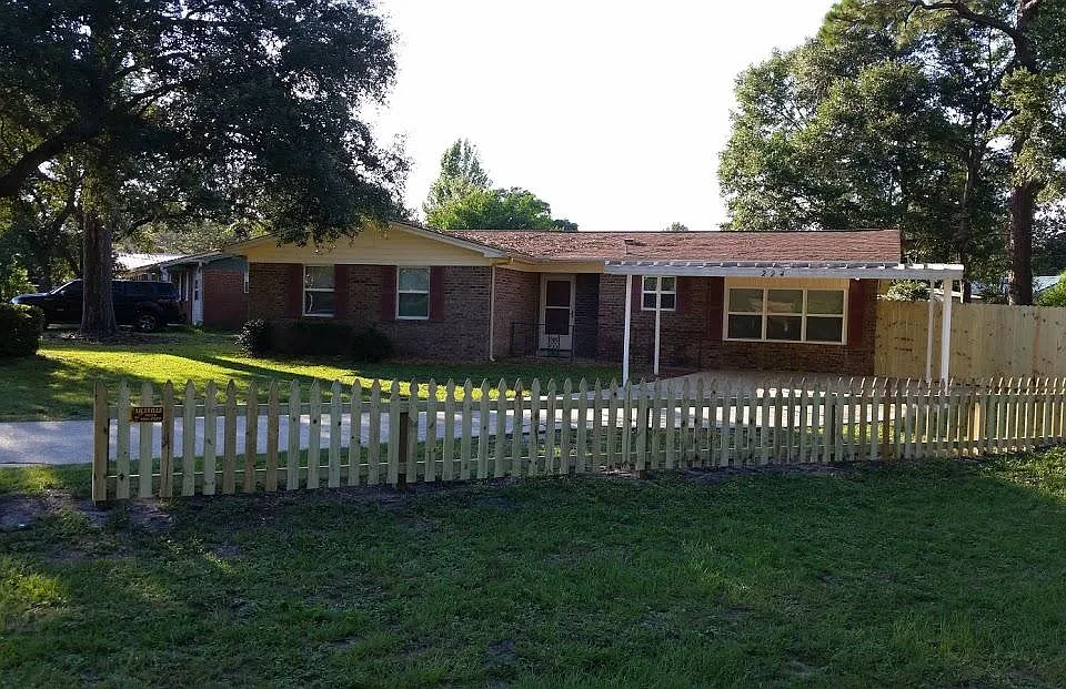 224 Hudson Cir