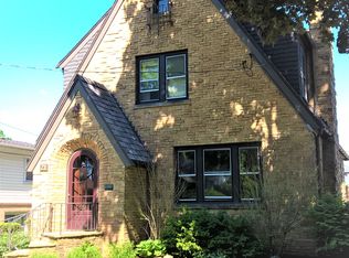 21 N Du Bois Ave, Elgin, IL